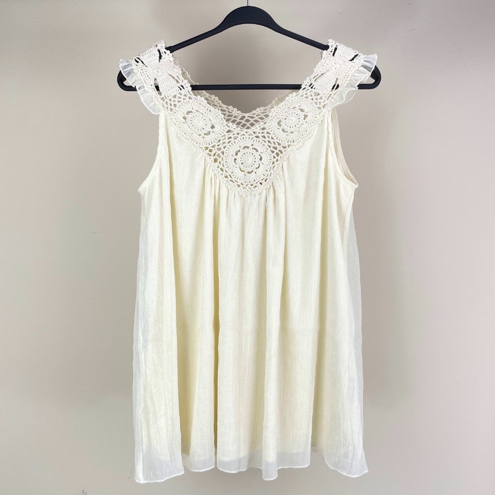 NEW | ADIVA sleeveless top accented with crochet lace - SZ M - Picture 11 of 11